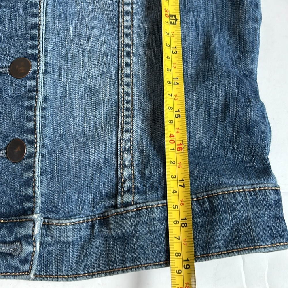 Kut from the Kloth blue jean jean jacket button closure two chest pockets - Picture 15 of 16